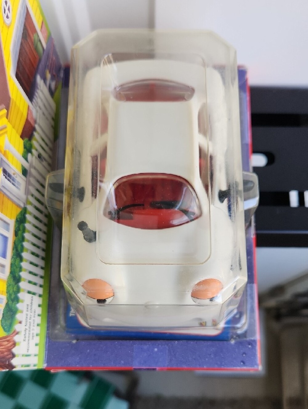 Sam Sedan White Toy Car – 2000 Chevron Cars Collectible Sealed New In Box - Picture 4 of 10